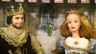 http://www.magmaheritage.com/Barbiefolder/arthurguinevere2small.jpg