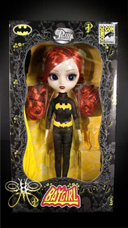 http://www.magmaheritage.com/Batgirlpullip/batgirlredheadinbox1med.jpg