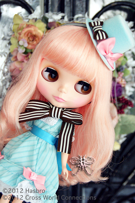http://www.magmaheritage.com/Blythe/CocoCollette/coco-collette2.jpg