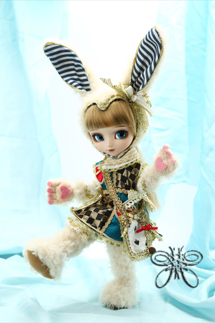 http://www.magmaheritage.com/ClassicalWhiteRabbitPullip/ClassicalWhiteRabbitPullip.jpg