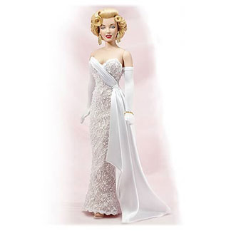 http://www.magmaheritage.com/FranklinMint/MarilynMoviedebutmedium.jpg