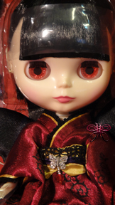 http://www.magmaheritage.com/blytheb2holic/b2holicinbox2med.jpg