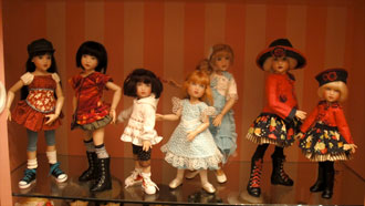 http://www.magmaheritage.com/helenkish2010actualdollsmal.jpg