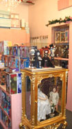 http://www.magmaheritage.com/storepictures/storepictures5small.jpg