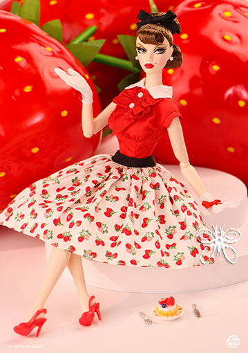 https://www.magmaheritage.com/MaryMacy/StrawberryPie/strawberry6small.jpg