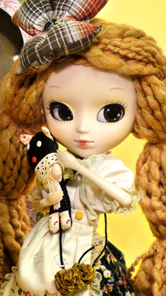 https://www.magmaheritage.com/amaripullip/amarioutofbox3large.jpg