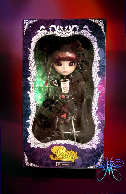 https://www.magmaheritage.com/lunaticqueenpullip/lunaticqueeninboxlarge.jpg