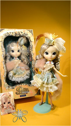 https://www.magmaheritage.com/shanriapullip/shanriaoutofbox1large.jpg